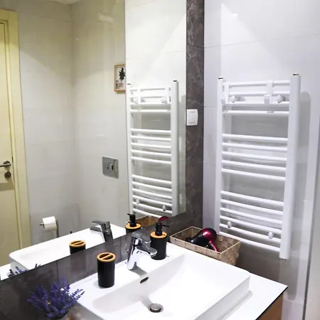 Comfortable Apartman *